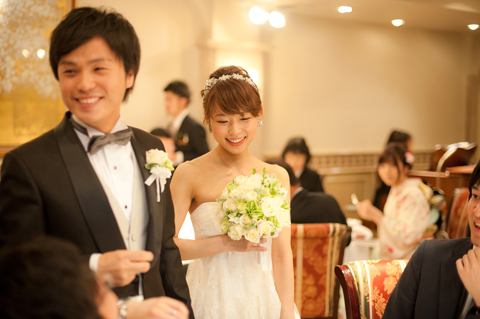 東京 レストラン 結婚式 ウェディングドレス