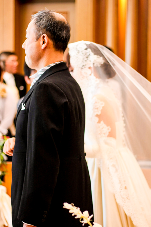 横浜 結婚式 ウェディングドレス