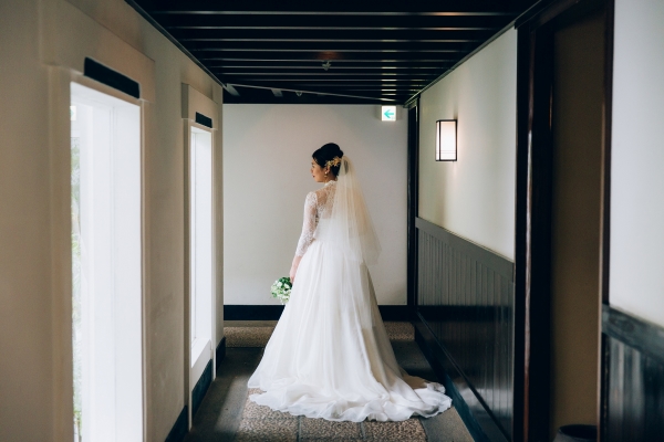 ウエディングドレス シルクオーガンジー パニエつき いやらしい 